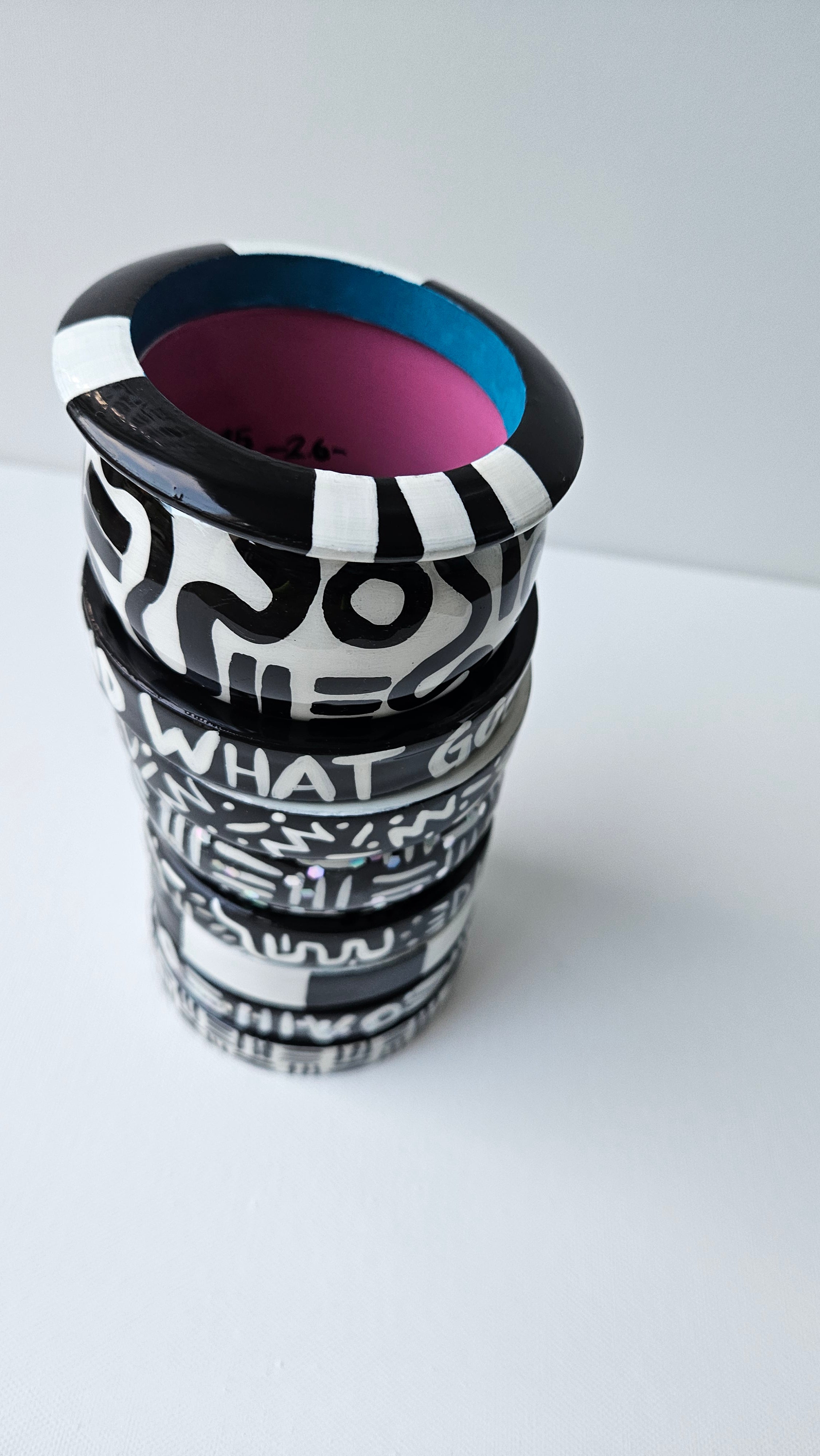 The bLaCk & wHiTe STACK #2