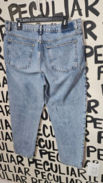 Load image into Gallery viewer, Moné Signature Denim Jeans
