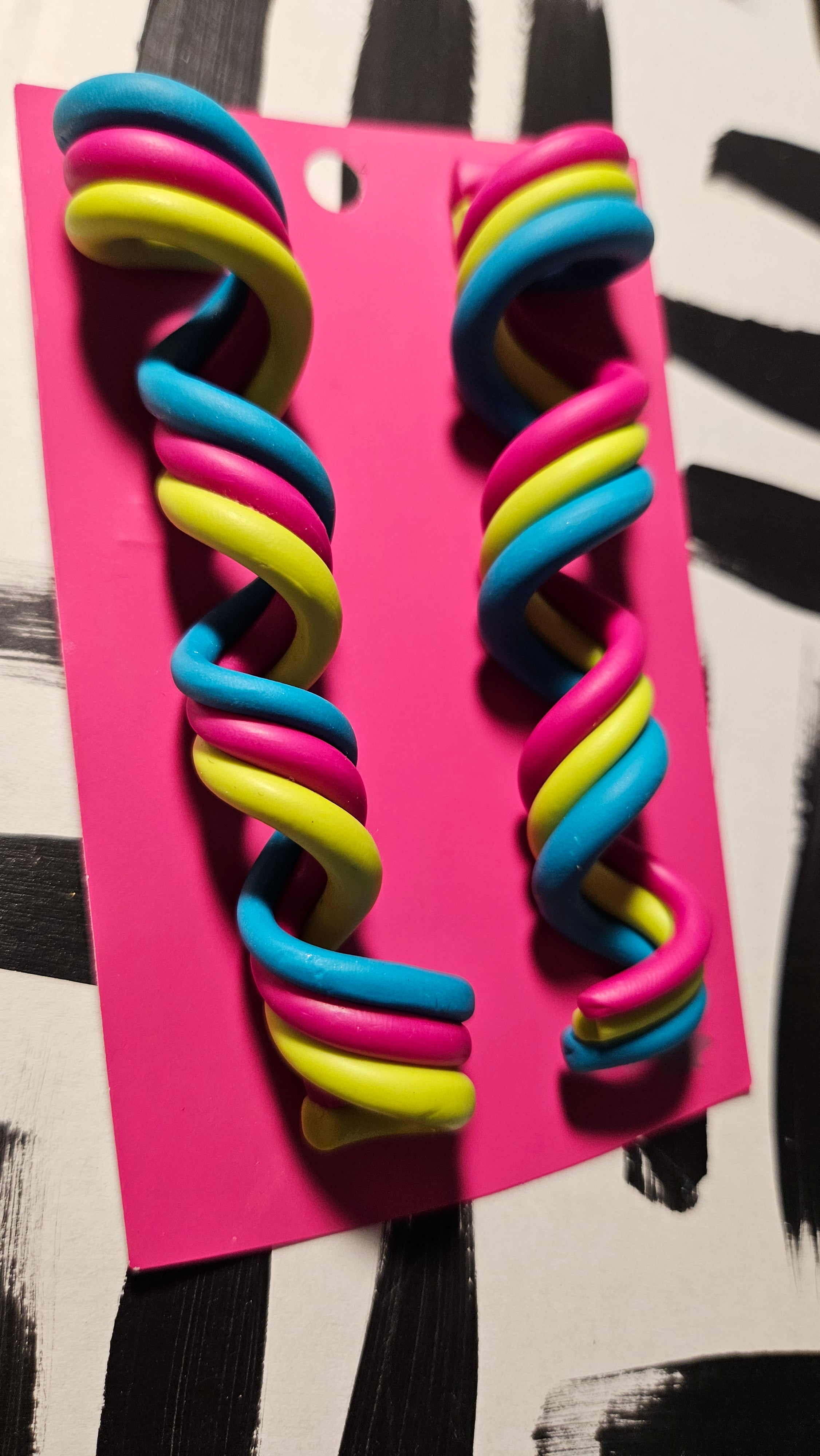 It Girl Swirls