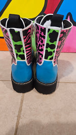 Load image into Gallery viewer, Malindi Handpainted Boots
