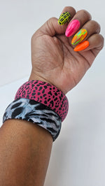 Load image into Gallery viewer, Y2K Animal Print Bangles
