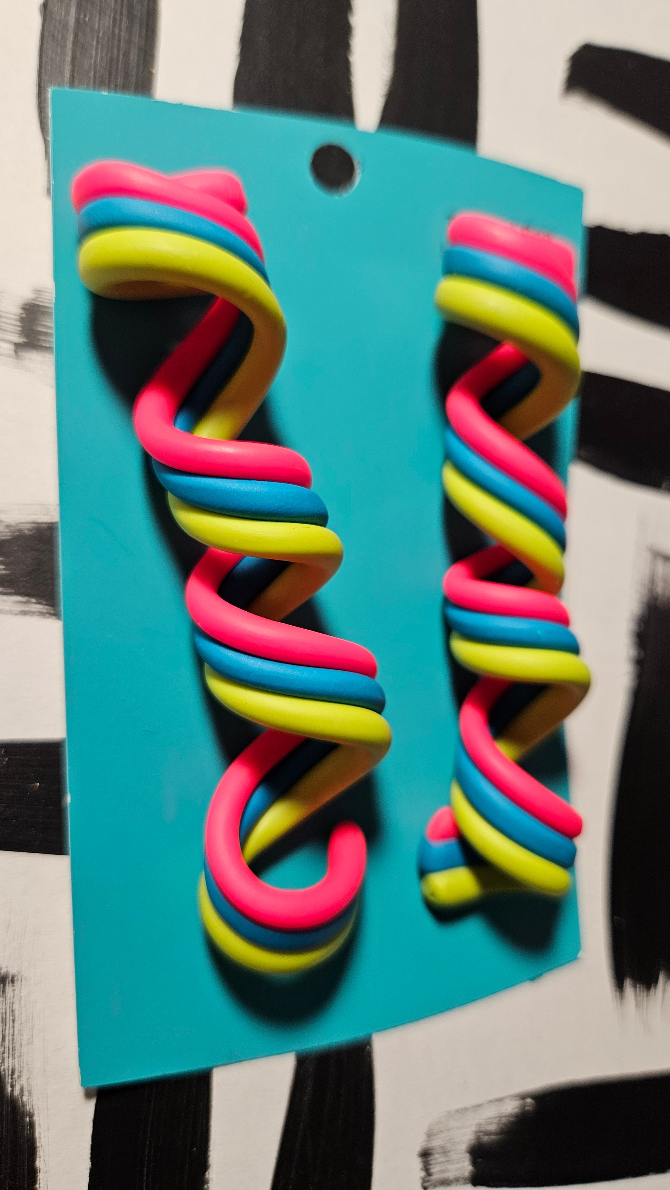 It Girl Swirls