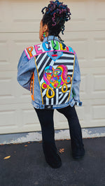 Load image into Gallery viewer, Peculiar LAIdy denim Jacket
