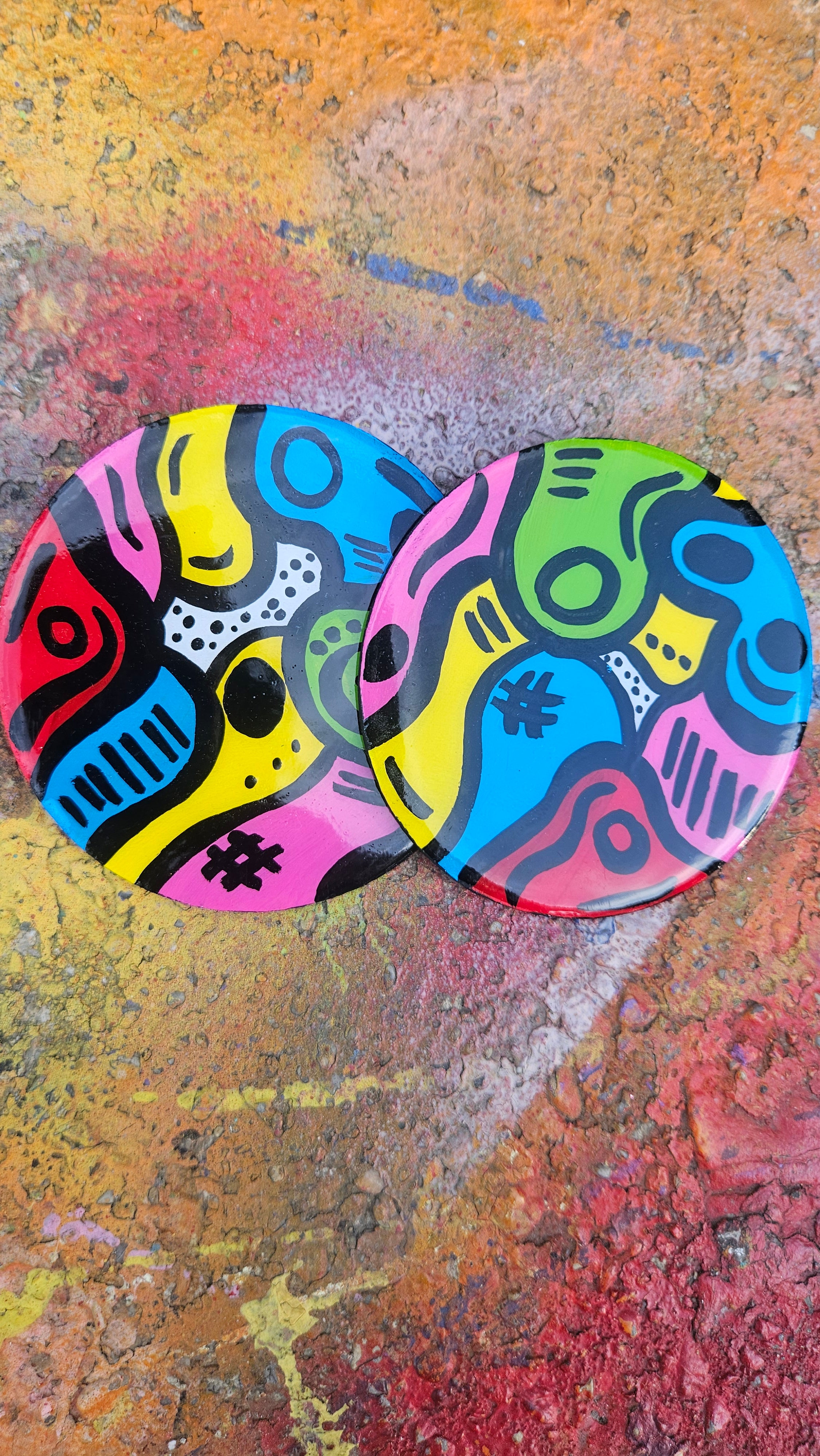 Peculiar XL circle studs