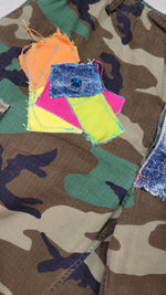 Load image into Gallery viewer, The Topic Camo Cargos
