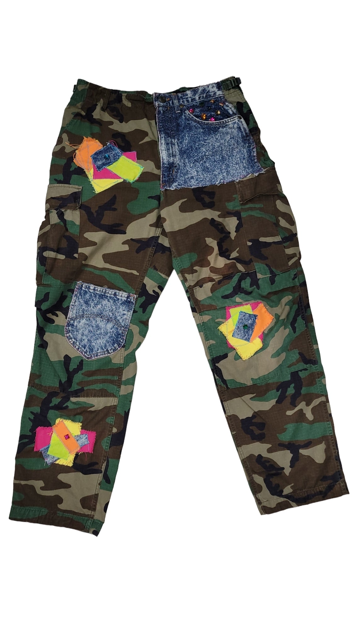 The Topic Camo Cargos